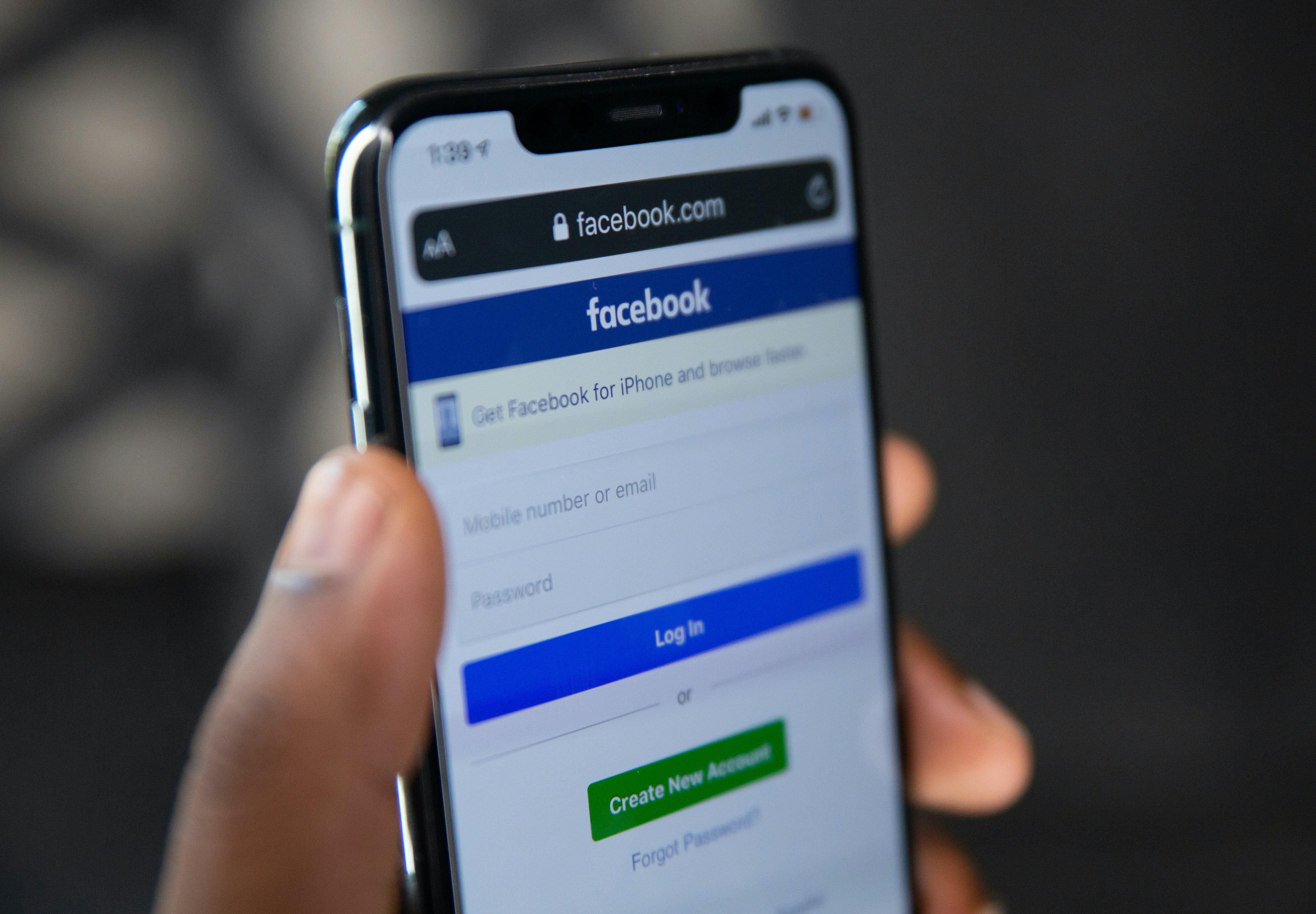 Your Facebook Page Is Costing You Customers (And You Don't Even Know It)